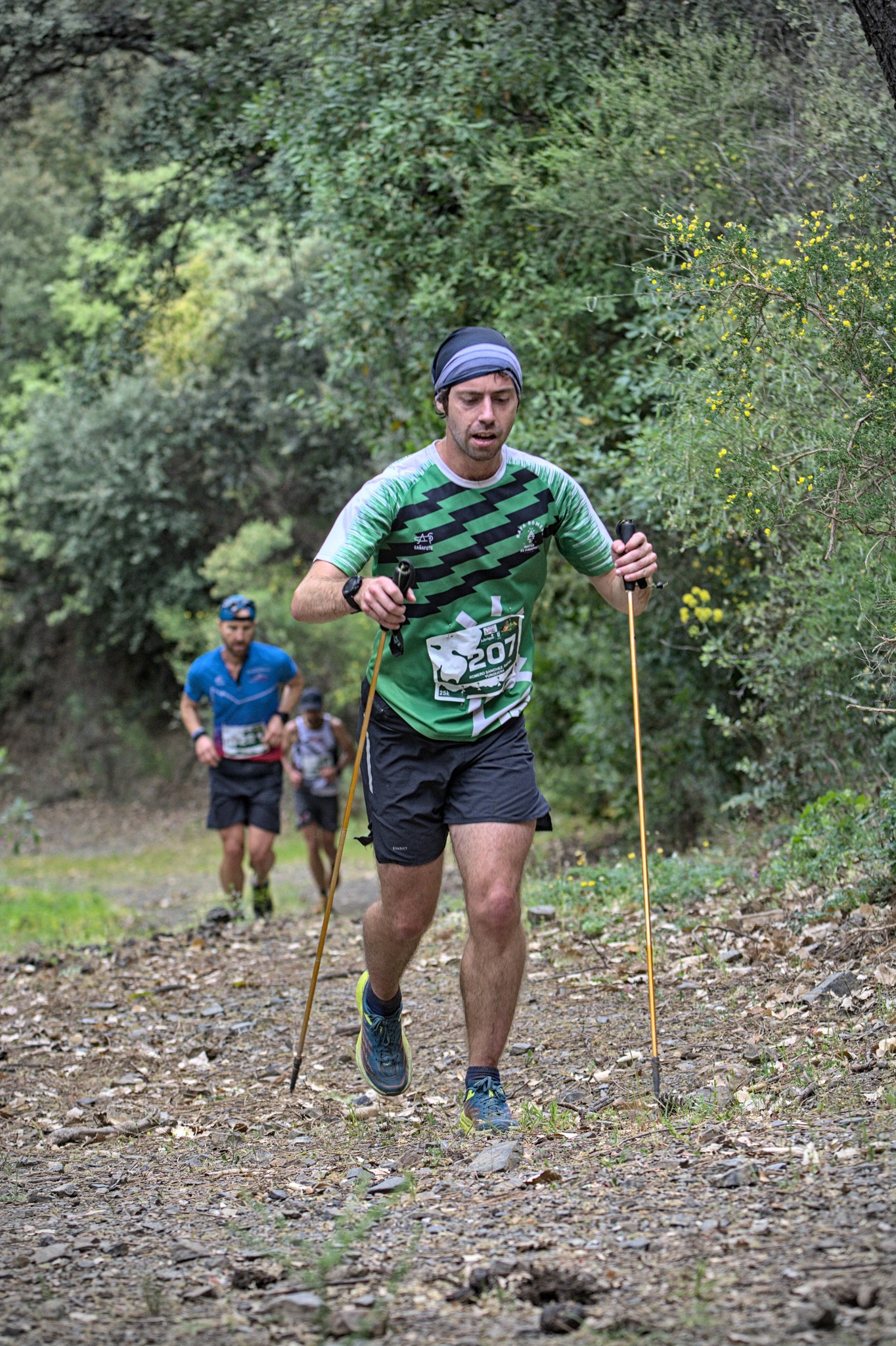 Fuerza para bastones en trail running